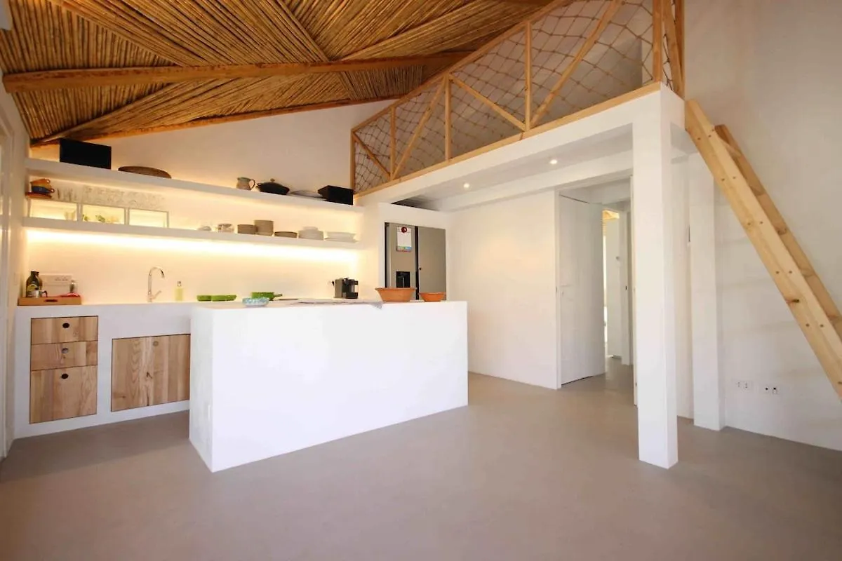 Villa Maria Cristina, Modern Villa Near Beach Oasi dei Due Mari